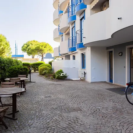 Aparthotel Aparthotel Terme Grado - Private Parking