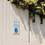Terme - Private Parking 3* غرادو