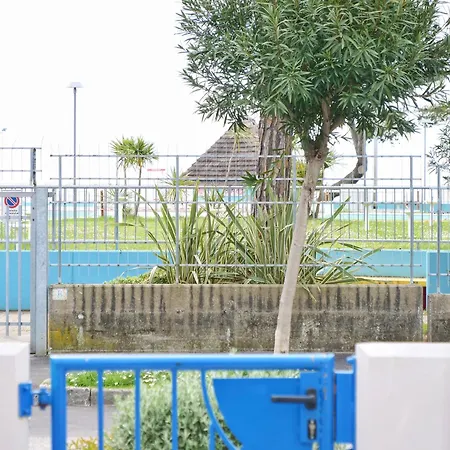 Terme - Posto Auto Privato Γκράντο