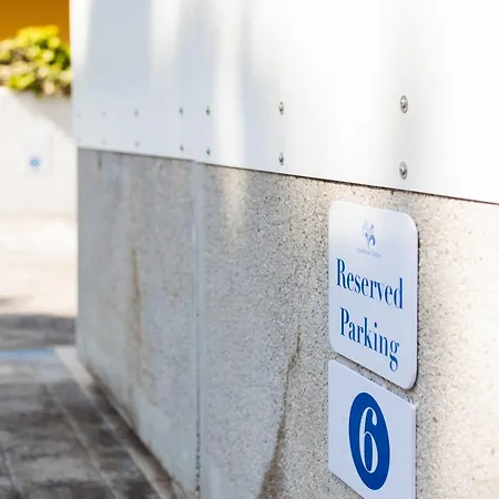 Terme - Private Parking Apartmanhotel