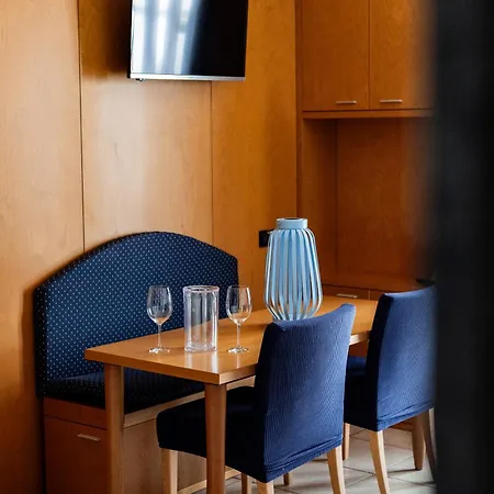 Hotel apartamentowy Terme - Private Parking